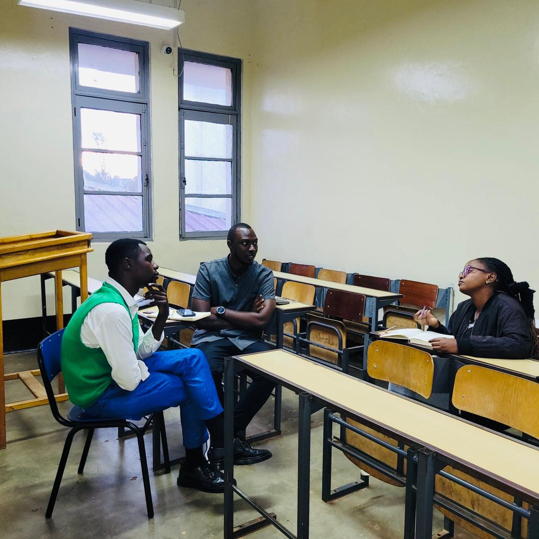 #Today, the Presidents and Vice Presidents of the #ADR Clubs from UNILAK Nyanza Campus <a href="/unilak_rwanda/">UNILAK_Rwanda</a> and the University of Rwanda <a href="/Uni_Rwanda/">University of Rwanda</a> held a meeting. 
#They discussed  collaboration, improving ADR policy, and increasing youth impact in promoting peaceful dispute resoluti
