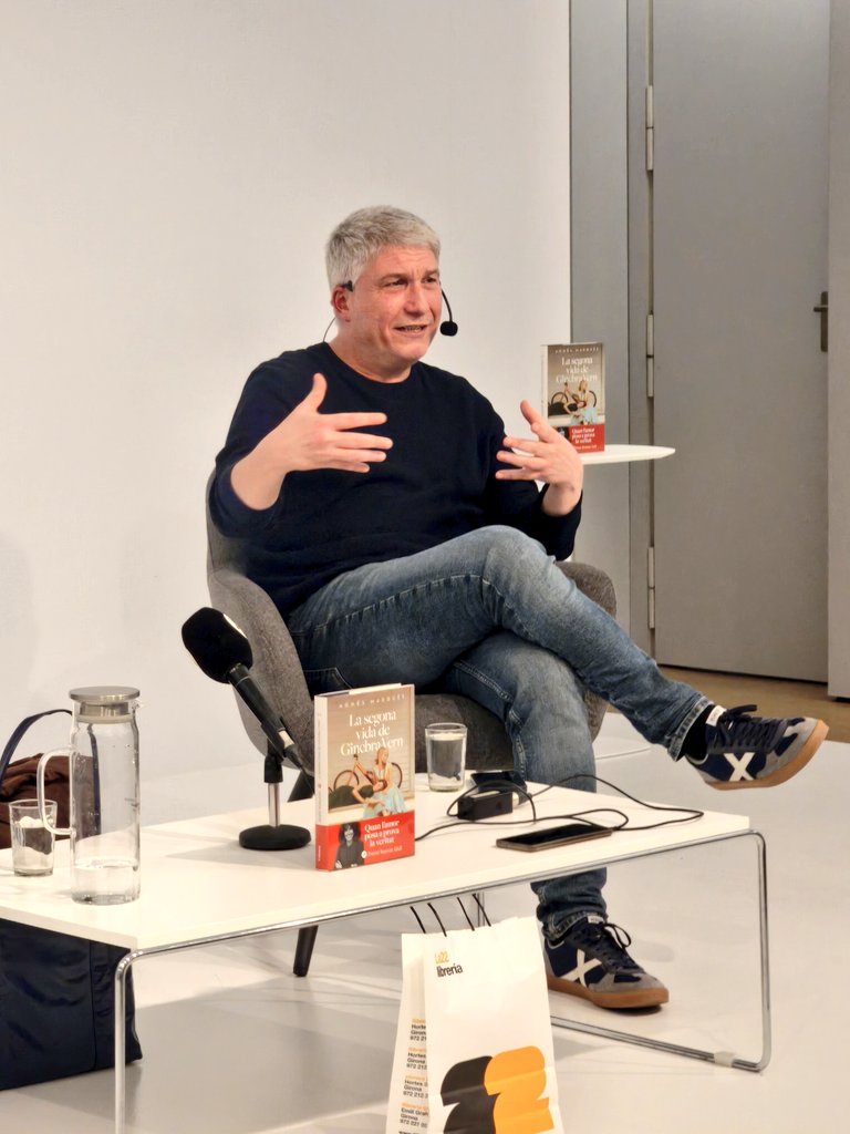 Biblioteca Pública de Girona Carles Rahola tweet media