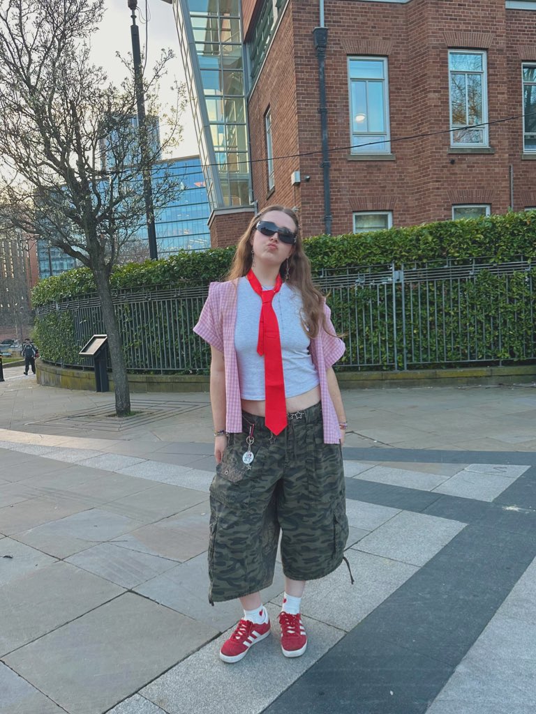 honey ౨ৎ THW tweet media