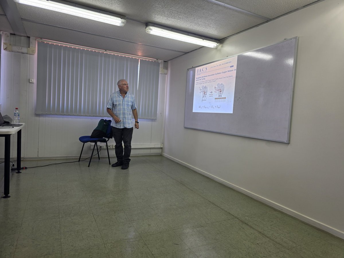 do_sqb's tweet photo. 🔵 Hace unos días se dictó la #charla ➡️ "MULTI SCALE QUANTUMCLASSICAL AND MACHINE LEARNINGICLASSICAL SIMULATION SCHEMES BASICS AND APPLICATIONS", realizada por el Dr. Dario Estrín, Facultad de Ciencias Exactas y Naturales. Universidad de Buenos Aires, Argentina 🧬💡 https://t.co/S01lFlJhF2