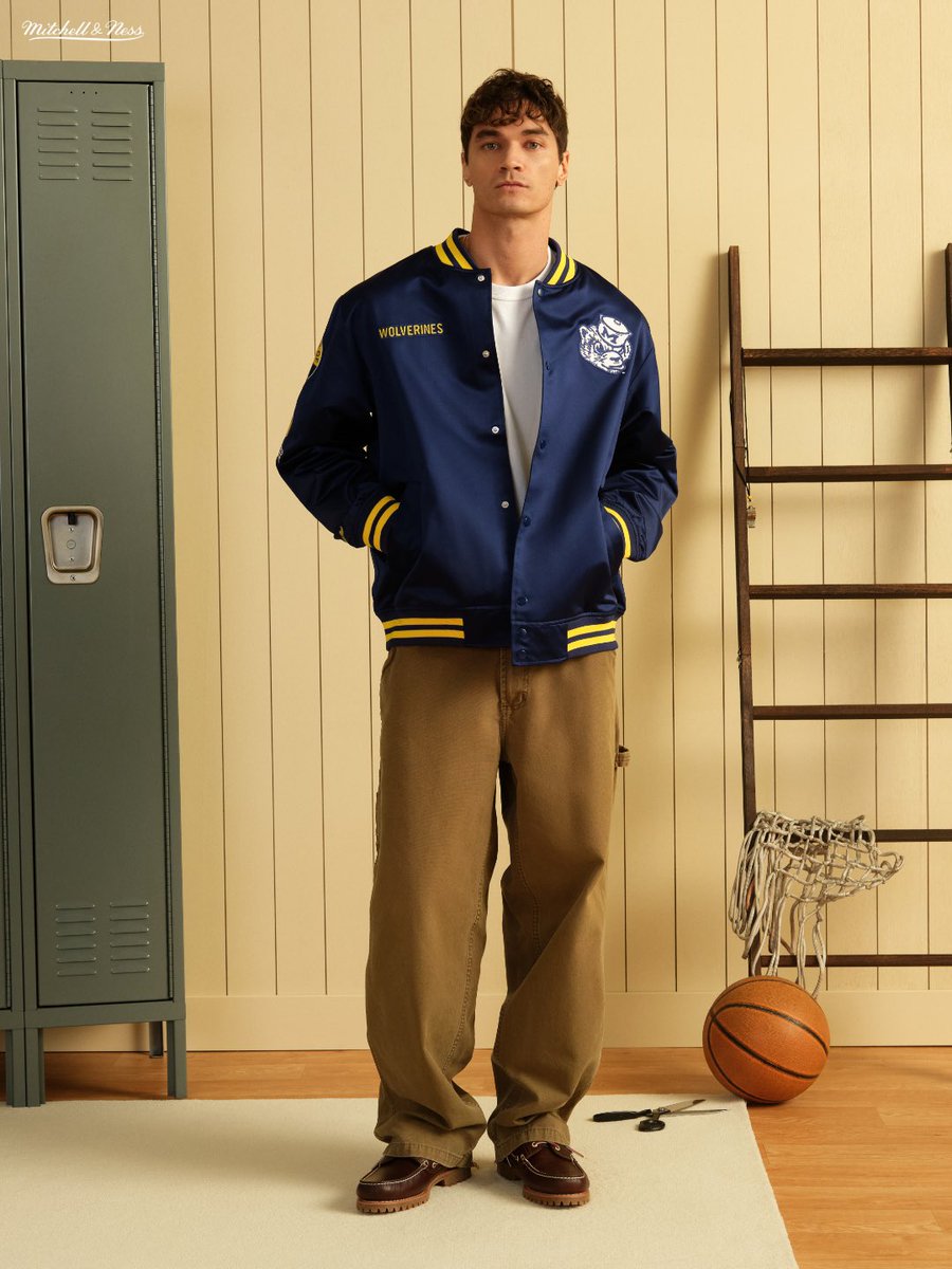 Mitchell & Ness tweet media