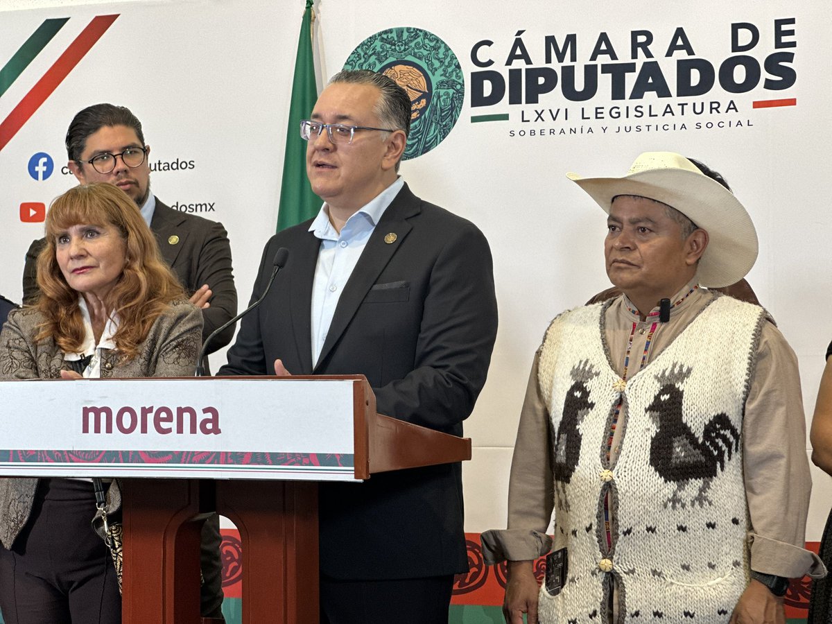 Hoy en Conferencia de Prensa en la Cámara de Diputados. 
Reafirmo mi compromiso al proyecto de la #CuartaTransformacion y a mi partido @morena_partido.
Seguiremos trabajando. 

#luismorales #temoaya 
#morena