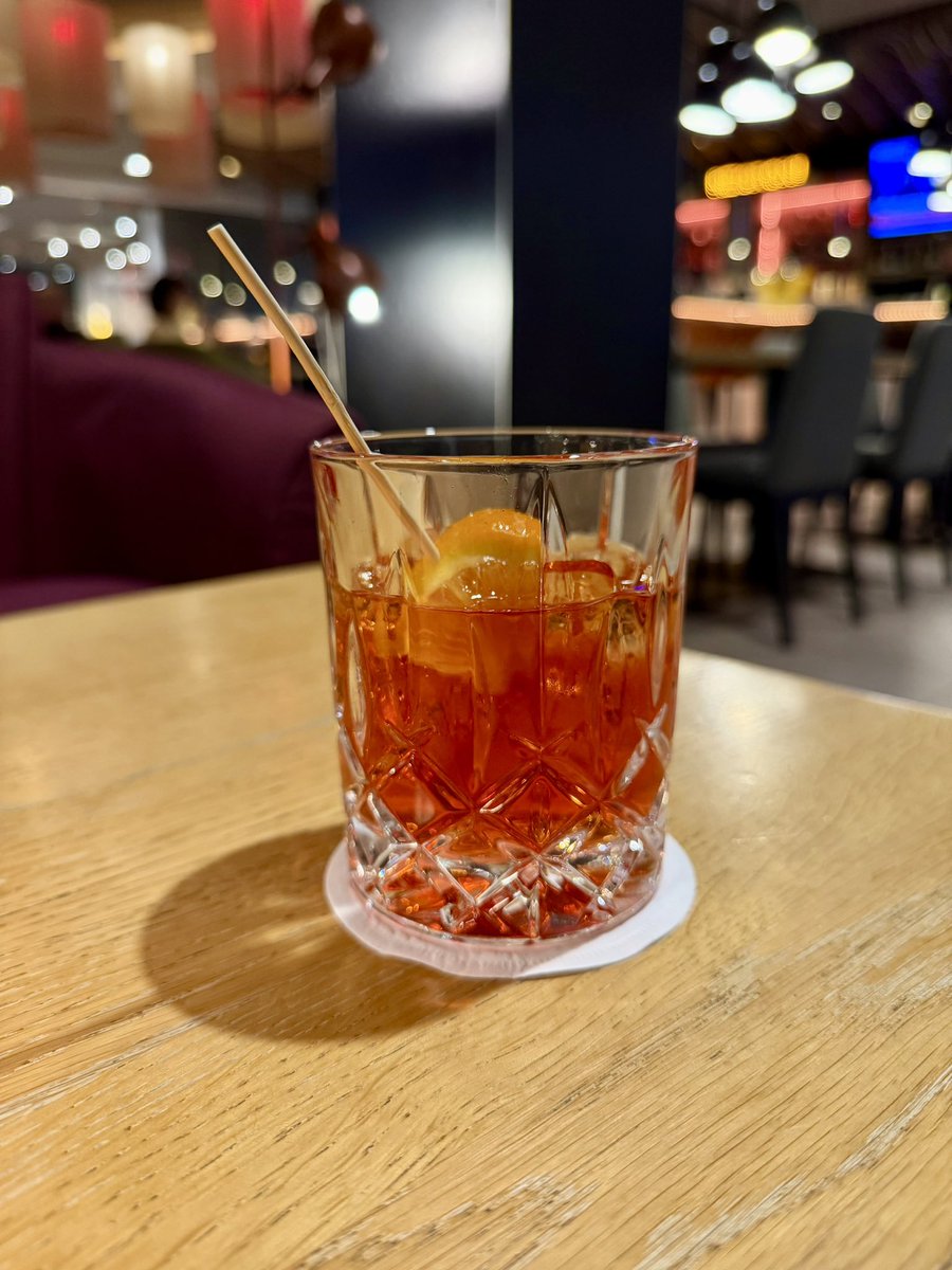 Business Kasper tweet media