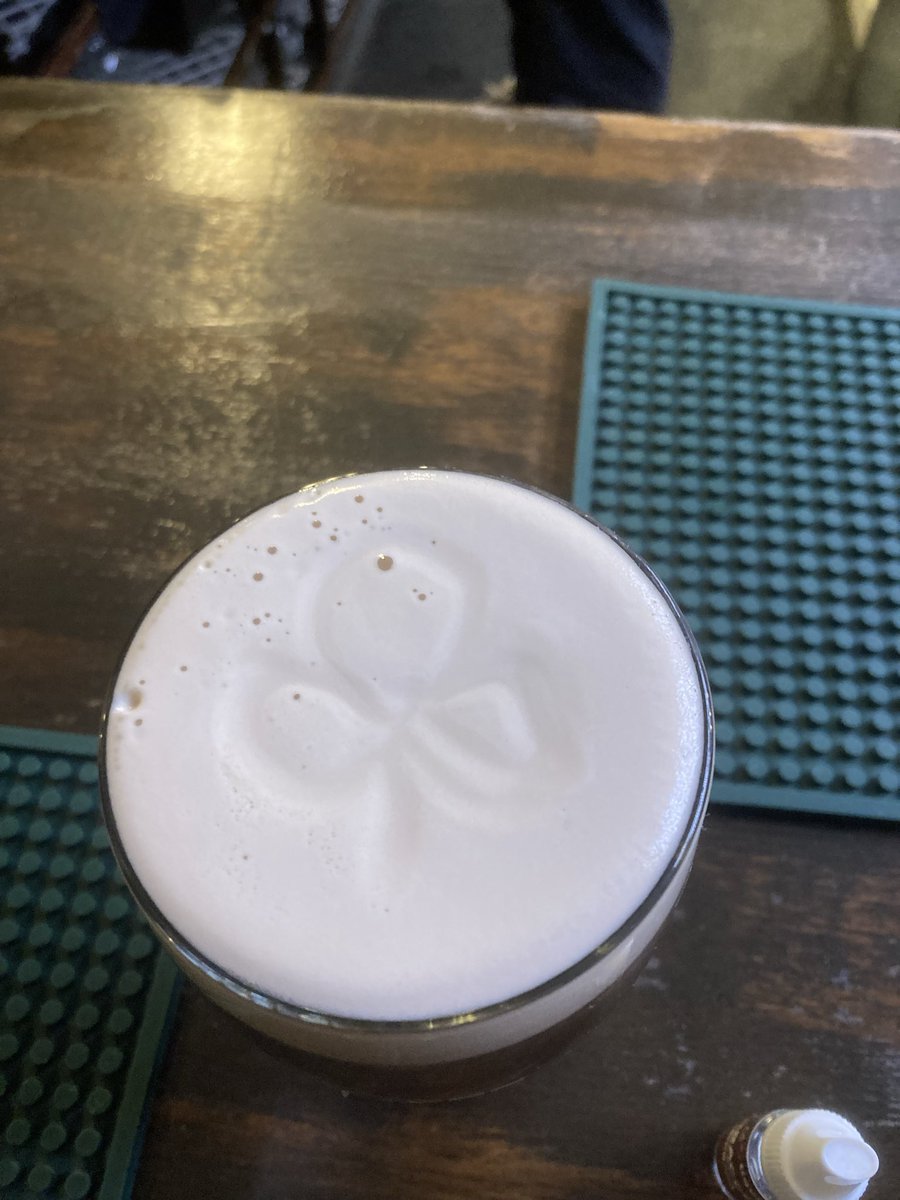 MarkBow25259003's tweet image. ☘️ Clover in me Guinness and nearly a smile happy 
Wednesday ✨✨✨✨✨✨