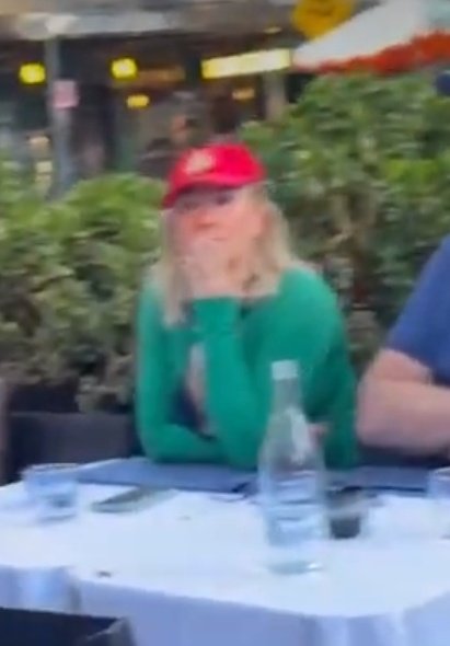 UnRandom tweet media