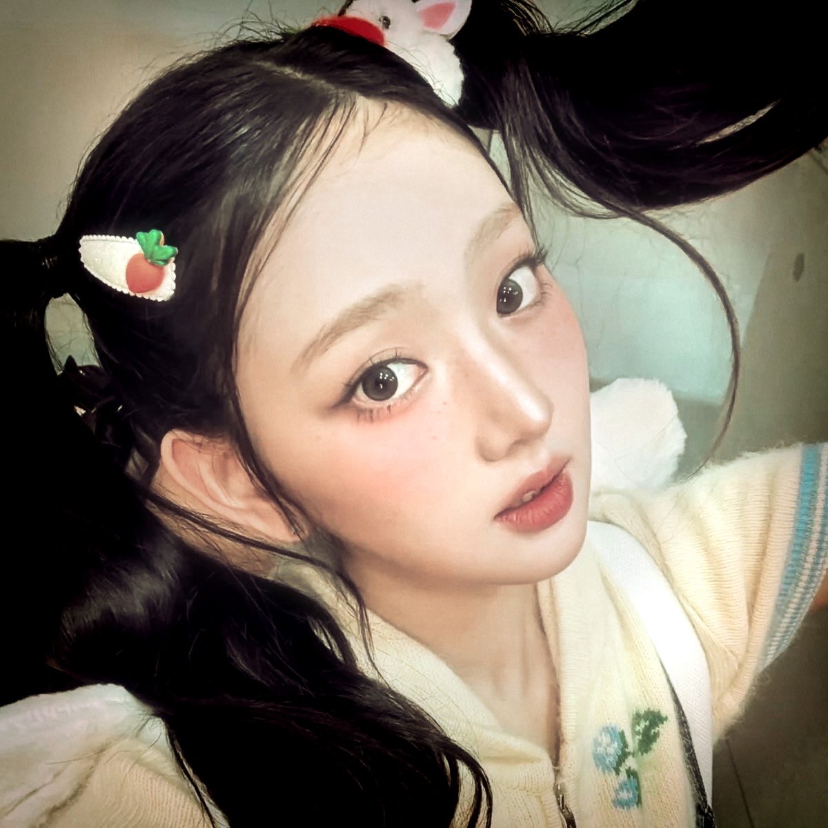 c h a e r i ᢉ𐭩 tweet media