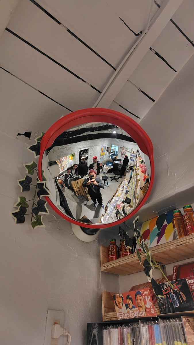 あわむせん tweet media