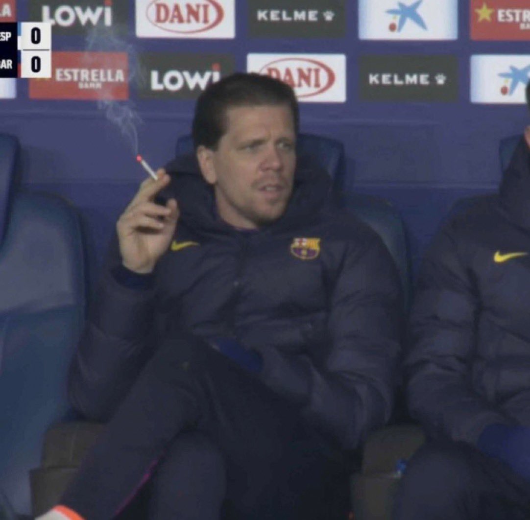 ساخر tweet media