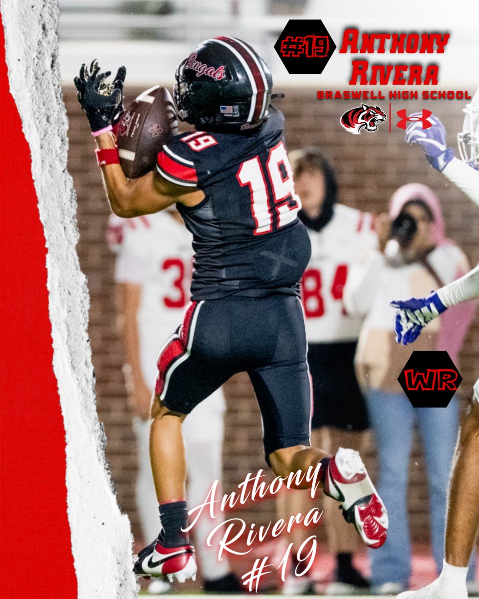 Coach Law 🏈 tweet media