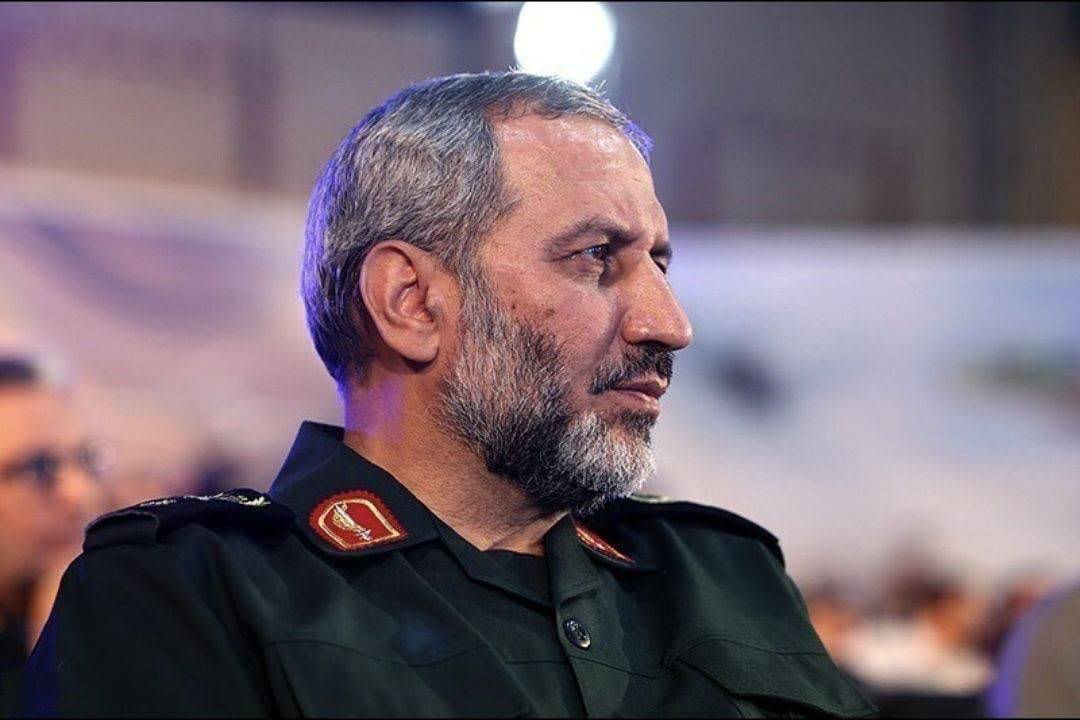 radiiozaman's tweet photo. مالک برنگرد https://t.co/UDfRLJmrEZ