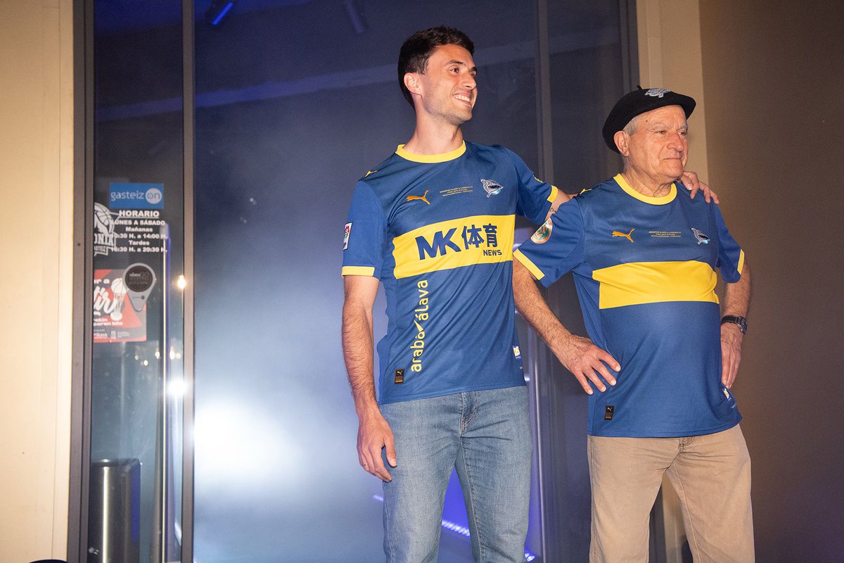 Deportivo Alavés tweet media