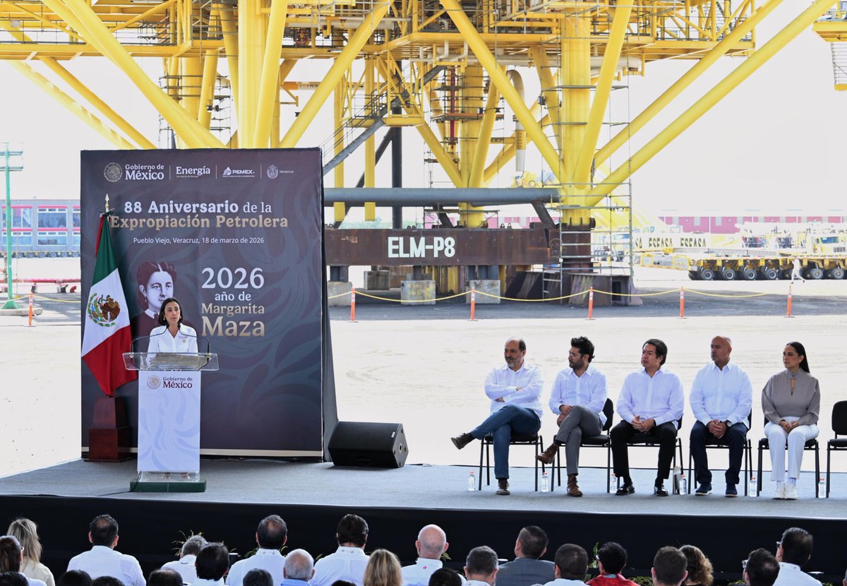 Luz Elena González Escobar tweet media