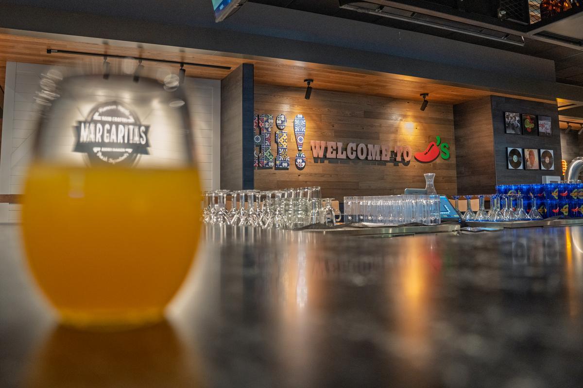 Bush Airport tweet media