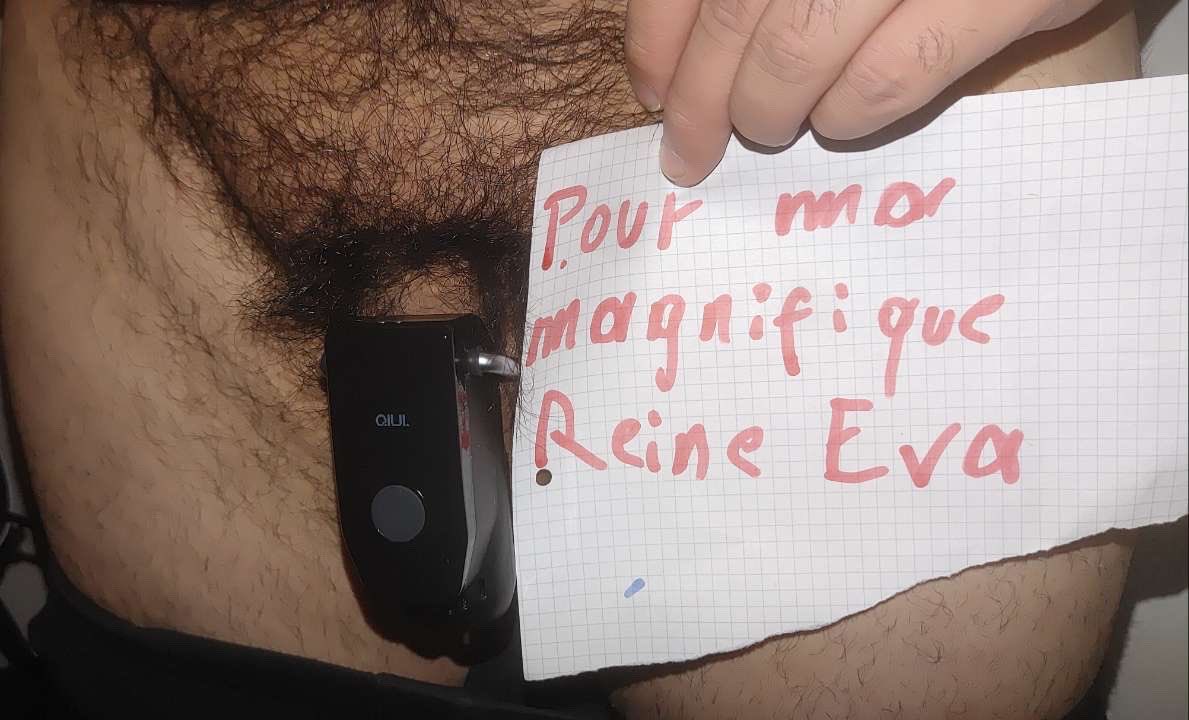 EVIL EVA💋 tweet media