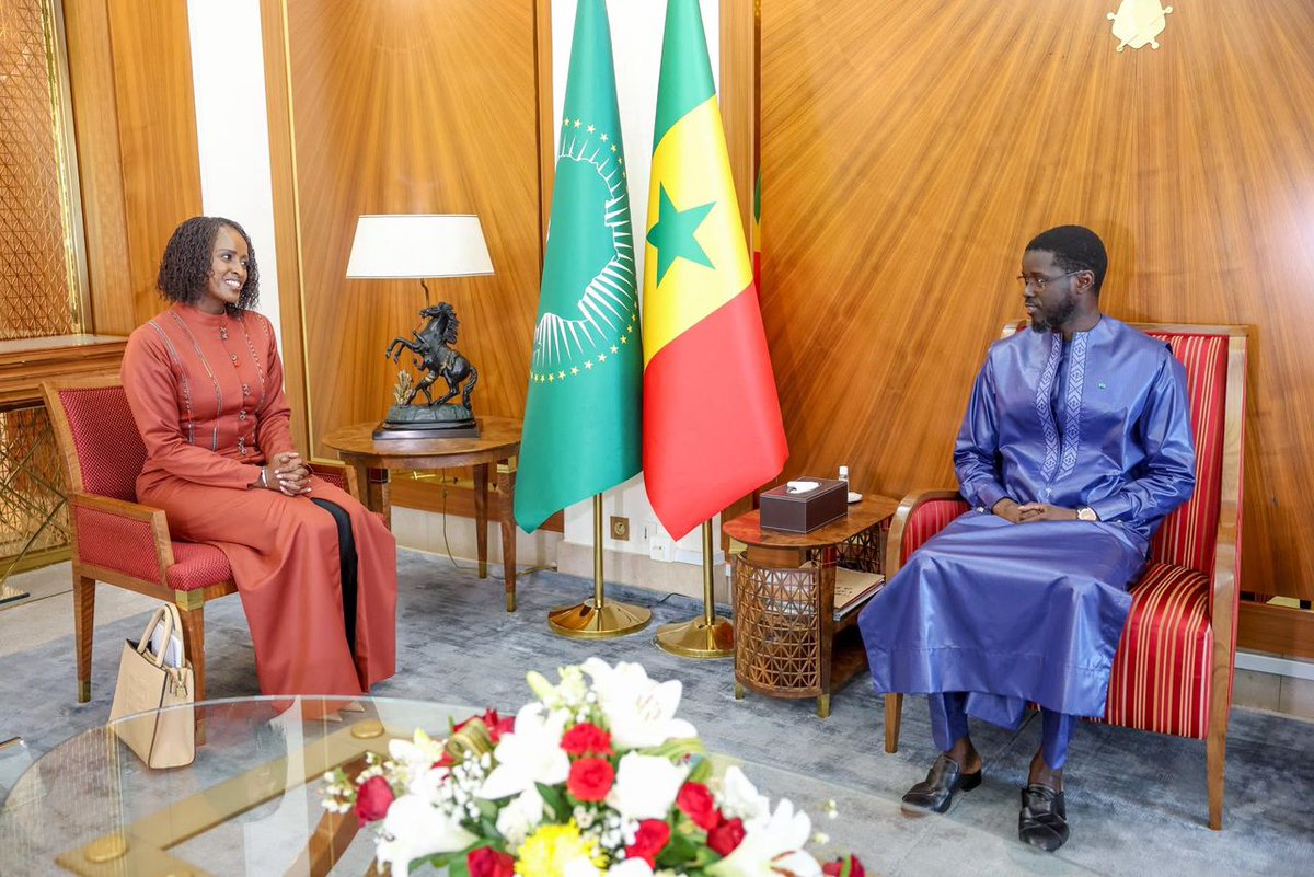 FfallPost🇸🇳↩️ tweet media