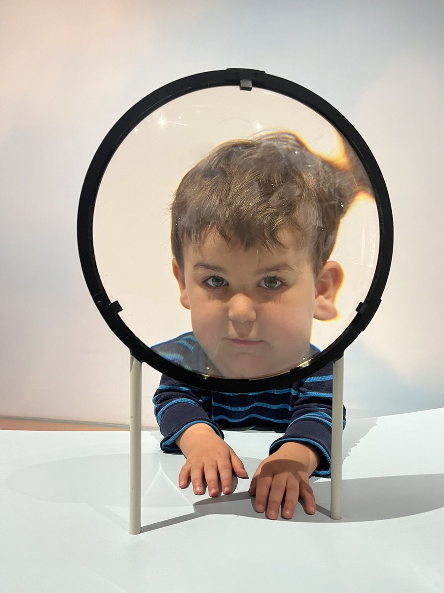 🅱️ est à Paris tweet media