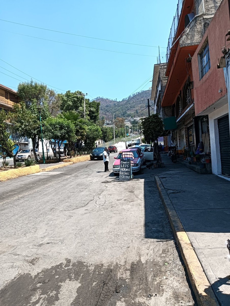 El chófer de la unidad 5281 nos bajo a todos por qué supuestamente no hay paso para la brecha lo cual no es cierto  en la avenida el tránsito fluye sin problemas ya se mandan solos??  <a href="/ClaraBrugadaM/">Clara Brugada Molina</a>
<a href="/RTP_CiudadDeMex/">Red de Transporte de Pasajeros-RTP</a> <a href="/GobCDMX/">Gobierno de la Ciudad de México</a> <a href="/GobiernoMX/">Gobierno de México</a> <a href="/gobmx/">gob.mx</a>