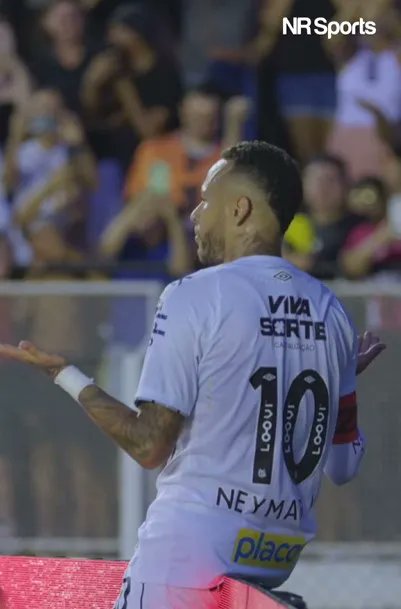 Fan / no debate tweet media