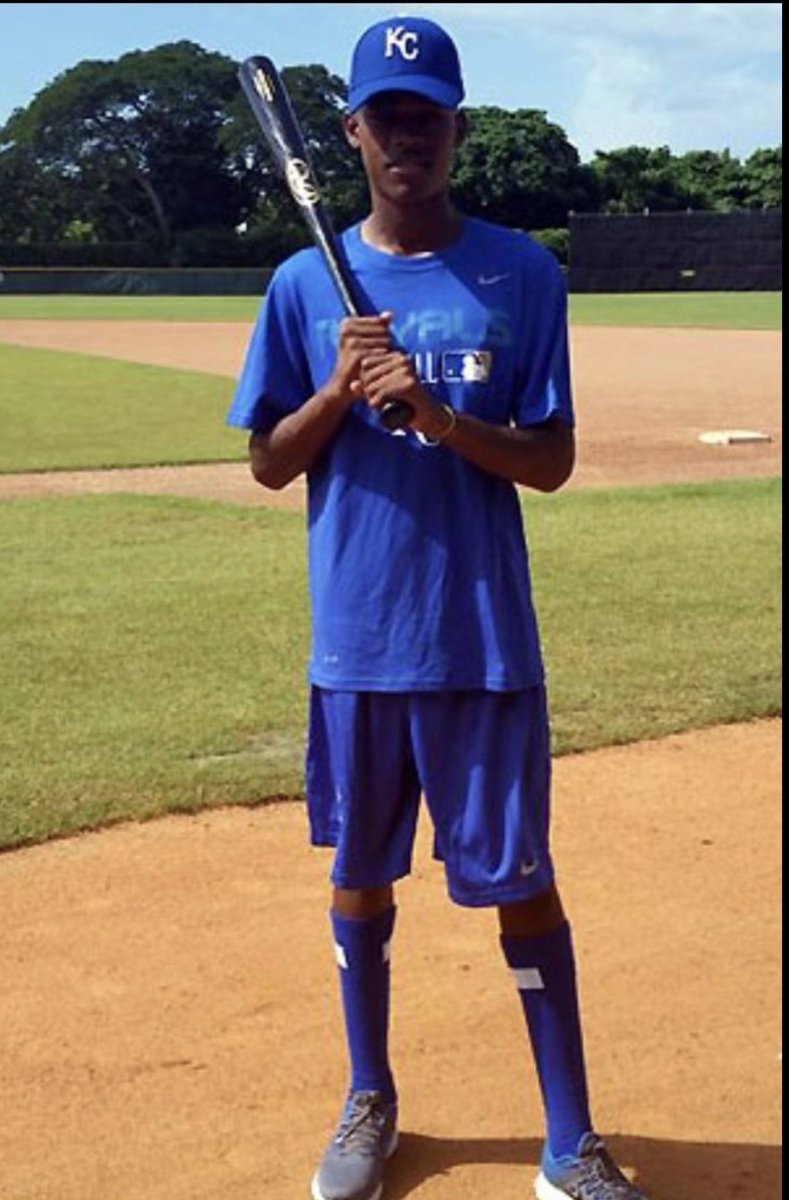 Nathanael Pérez Neró tweet media