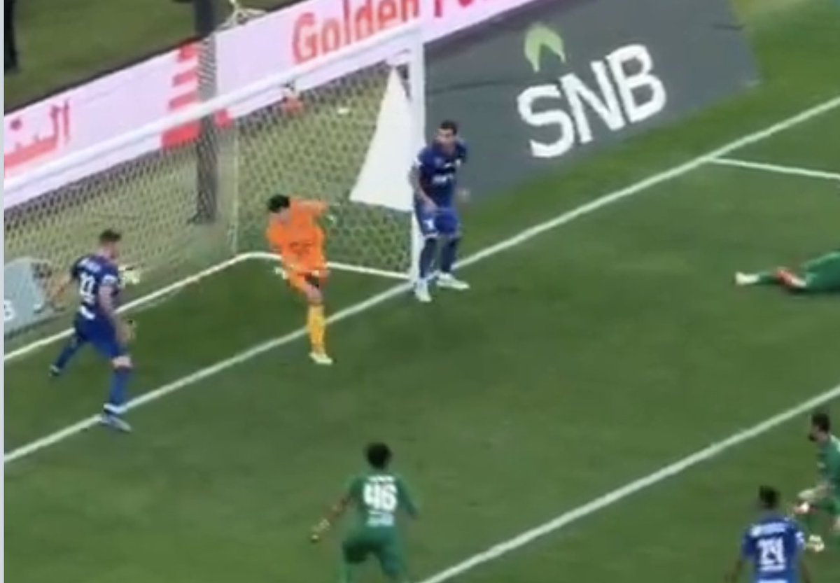 Maradona tweet media