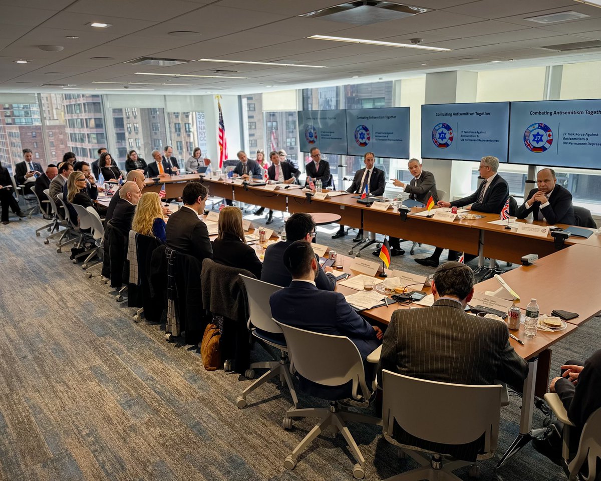 ADL en Español tweet media