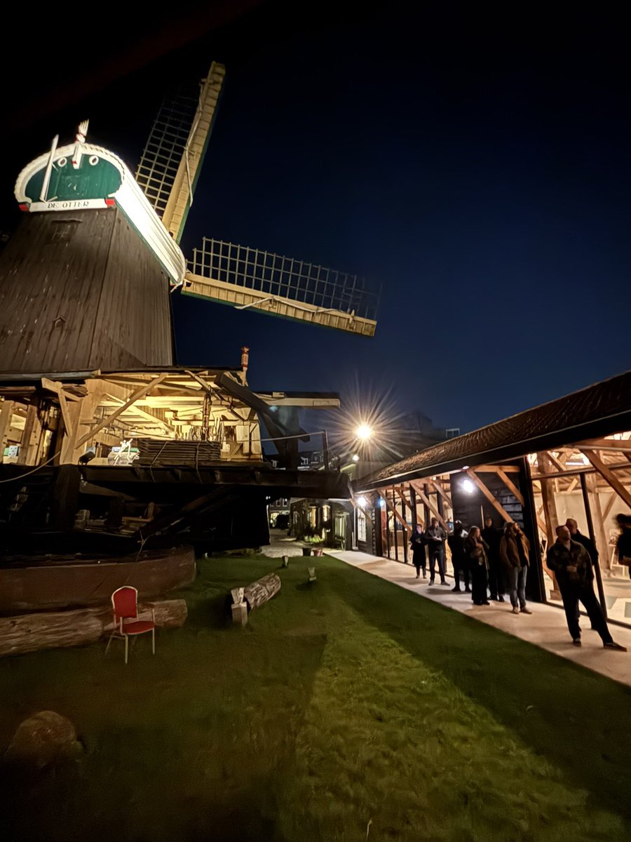 Roosdorp's tweet photo. Zojuist half uur in de rij gestaan om te stemmen bij molen De Otter #GR2026 #NederlandKiest ✍🏼💯 https://t.co/o9PkSiFpqI
