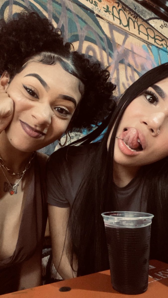 bbzika tweet media