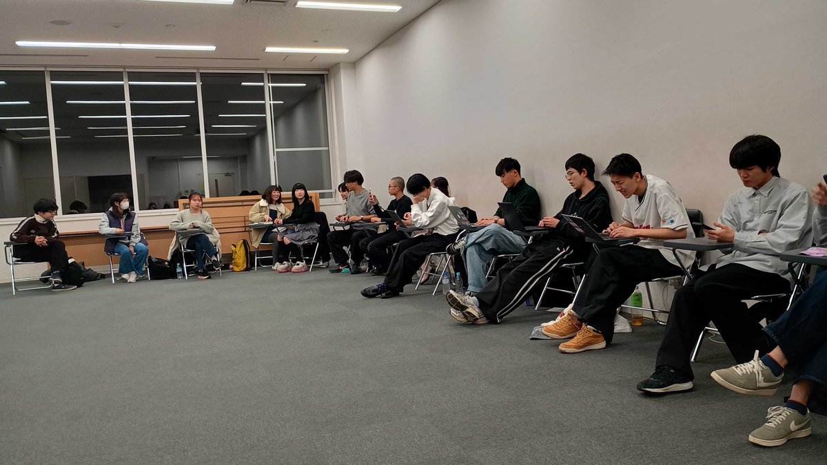 sarusu1800's tweet photo. ここ１週間、7時間30分のナナペ会議を5回やりました！ここんとこは35人くらい出席して、ネタをぶっ通しでやってます

で、本番やるネタを選んだんですけど、

これは、面白いですよ......！ https://t.co/eDD4XSJWnx