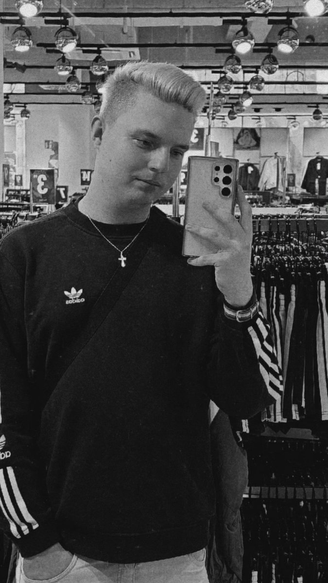 Schönen Mittwoch euch🏳️‍🌈 :) #Gay