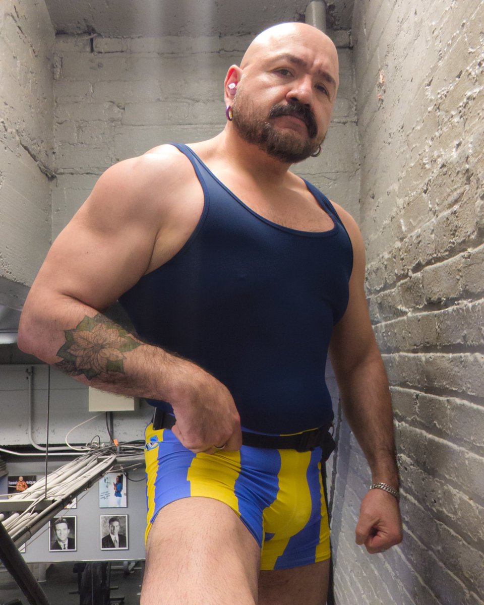 LEDQueens's tweet photo. Thoth Spandex Shorts 🎴 https://t.co/SDJ745nnAl https://t.co/omJkriF5Q5