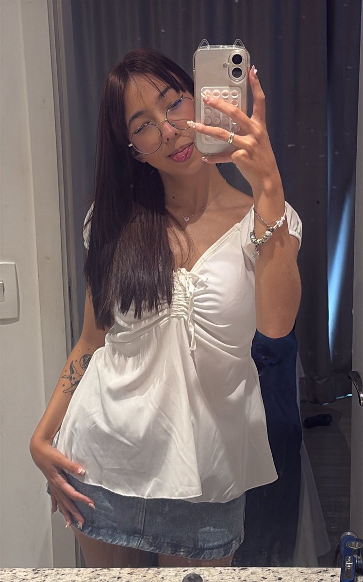 julinhazsz VIU O RIIZE tweet media