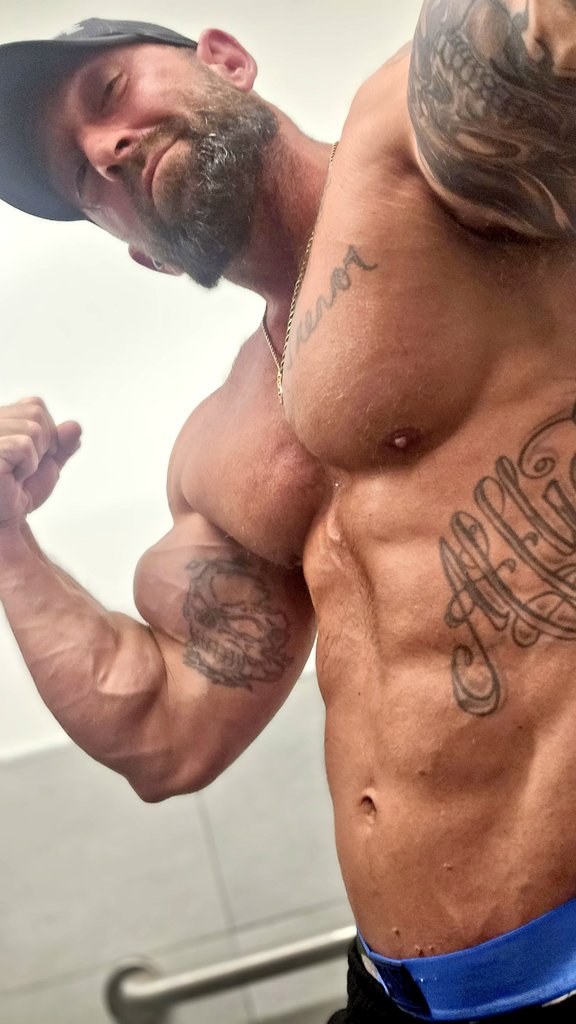 Majorrob101 tweet media