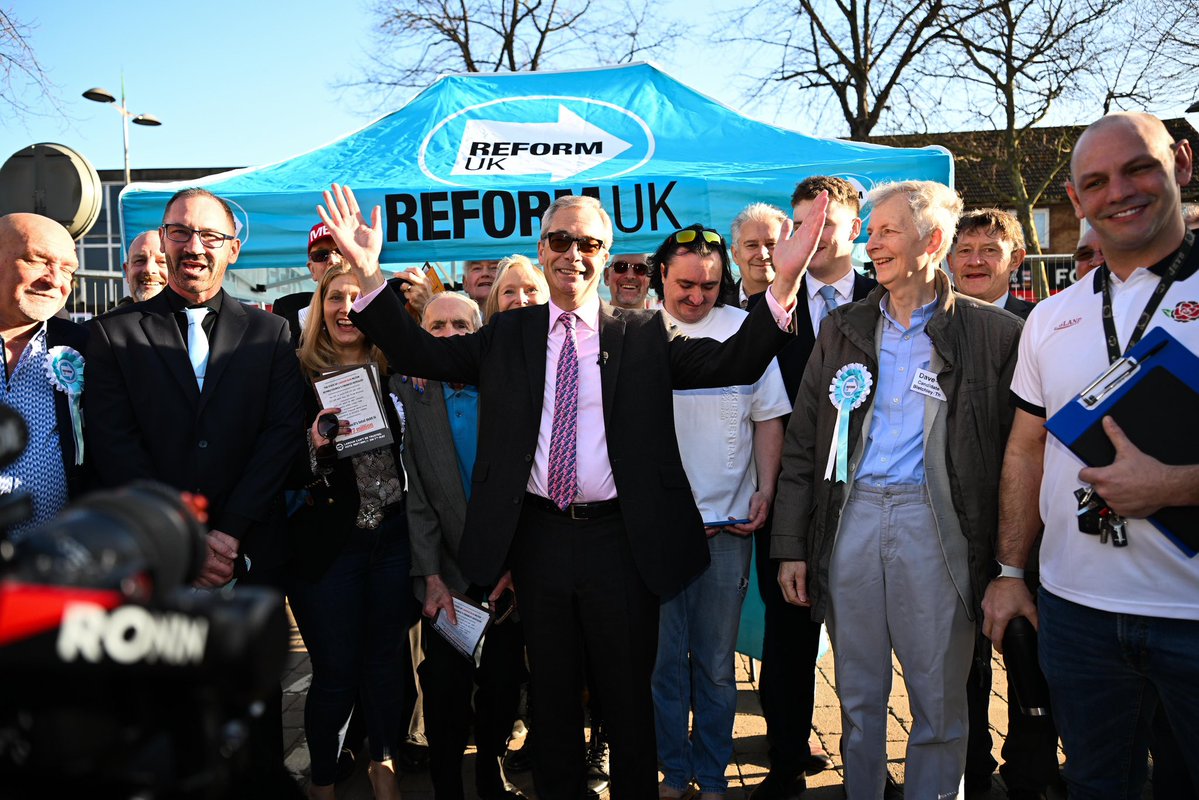 Nigel Farage MP tweet media