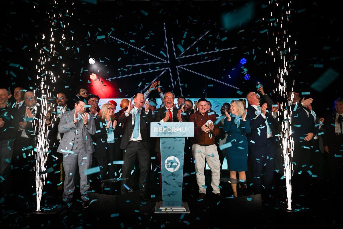 Nigel Farage MP tweet media