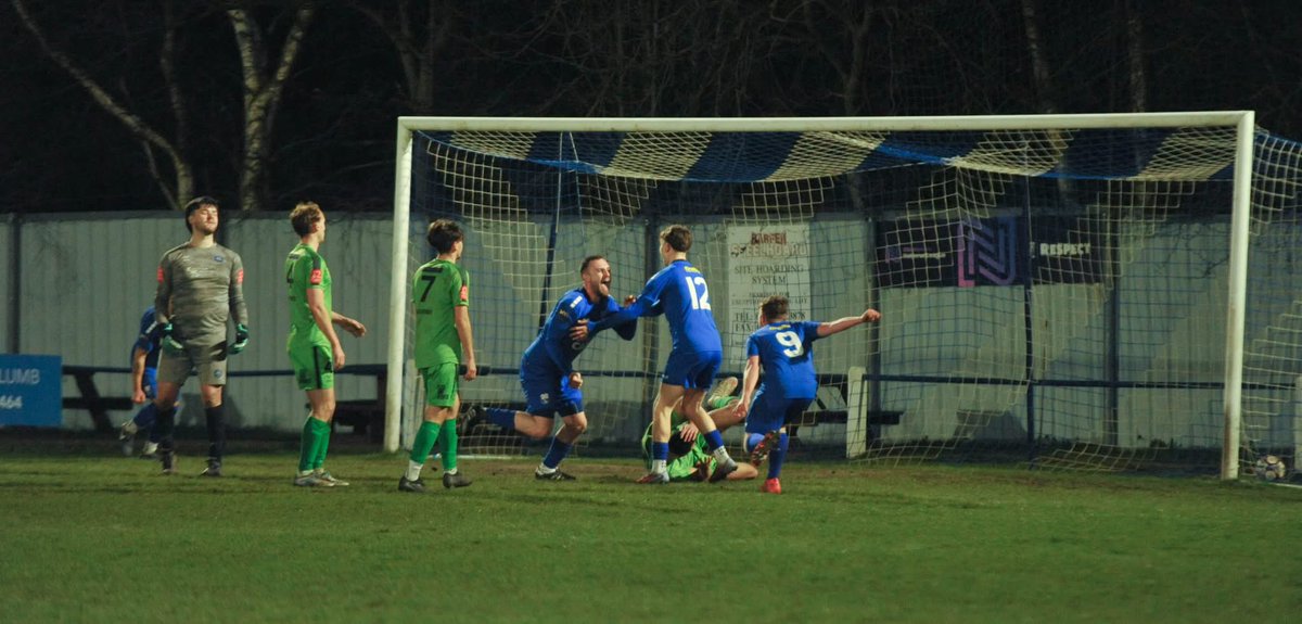 Russ Sheppard/Offthebenchpics tweet media