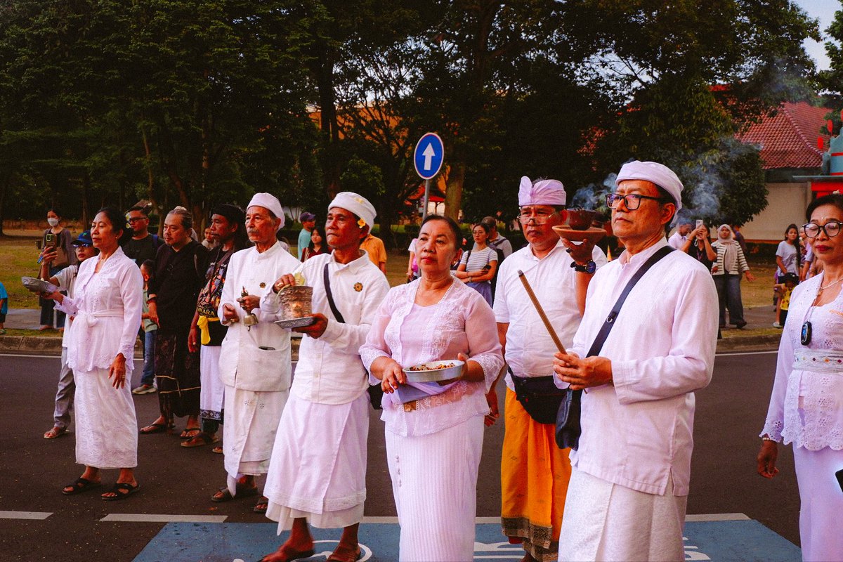 Ayuningॐ tweet media