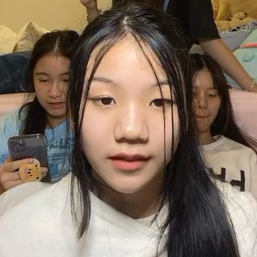 oomie9's tweet photo. 26  มีนาคม  2021
18  มีนาคม  2026 
----
รูปไหนคือไลฟ์ล่าสุดครับเนี่ยยย ^^
#MonetBNK48
 #shockmegirlsth
#รักช็อตใจยัยช็อตฟีล
#BNK48 https://t.co/fJa95YU6le