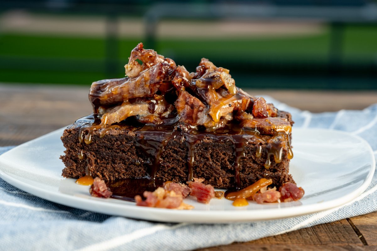 New at <a href="/GreenJackets/">Augusta GreenJackets</a> games in Augusta this season: 

The Brisket Brownie.

A split brownie with chopped brisket, caramel drizzle, and crispy bacon!

(via <a href="/oakviewgroup/">OVG</a>)