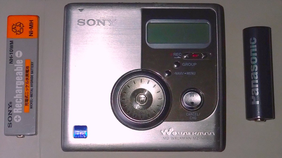 ダン・アンドロイド tweet media