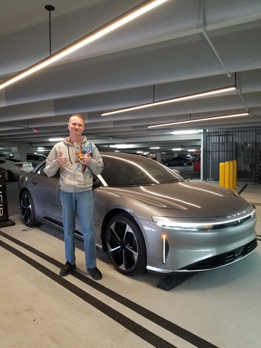 Shane Lindblom tweet media