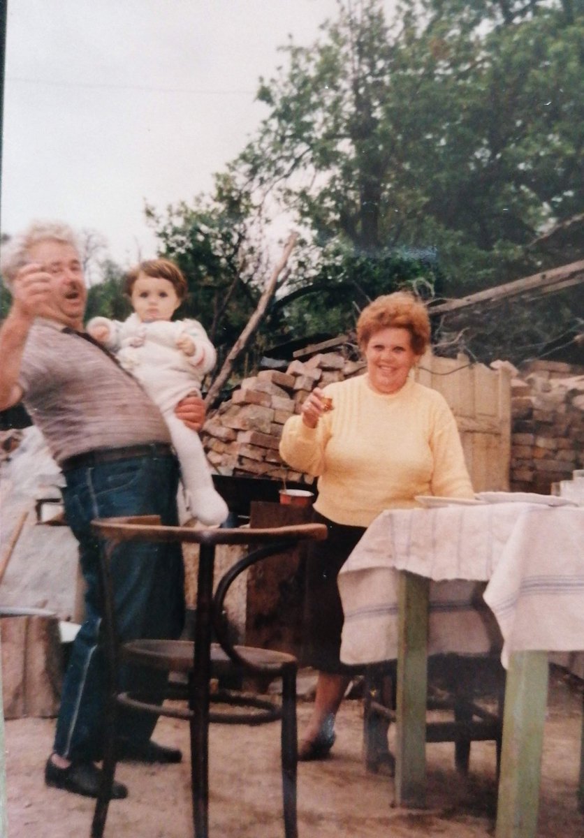 AlbertRita89's tweet image. While the background of that photo holds the weight of my parents' absence, the foreground tells a much more powerful story about the people who chose to stay.
#recoveringfrommyfirstsurgeries #missyoueveryday #happynameday