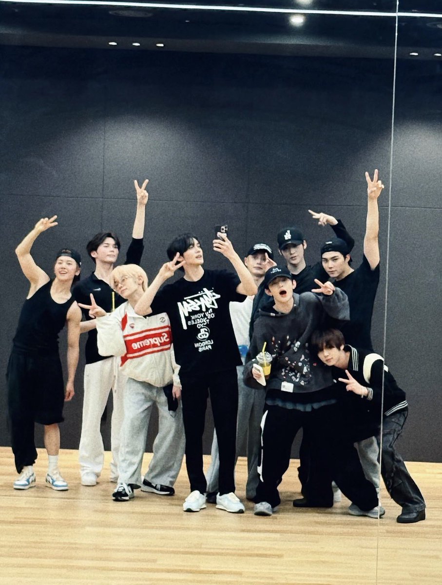 캔들🕯️☘️ tweet media