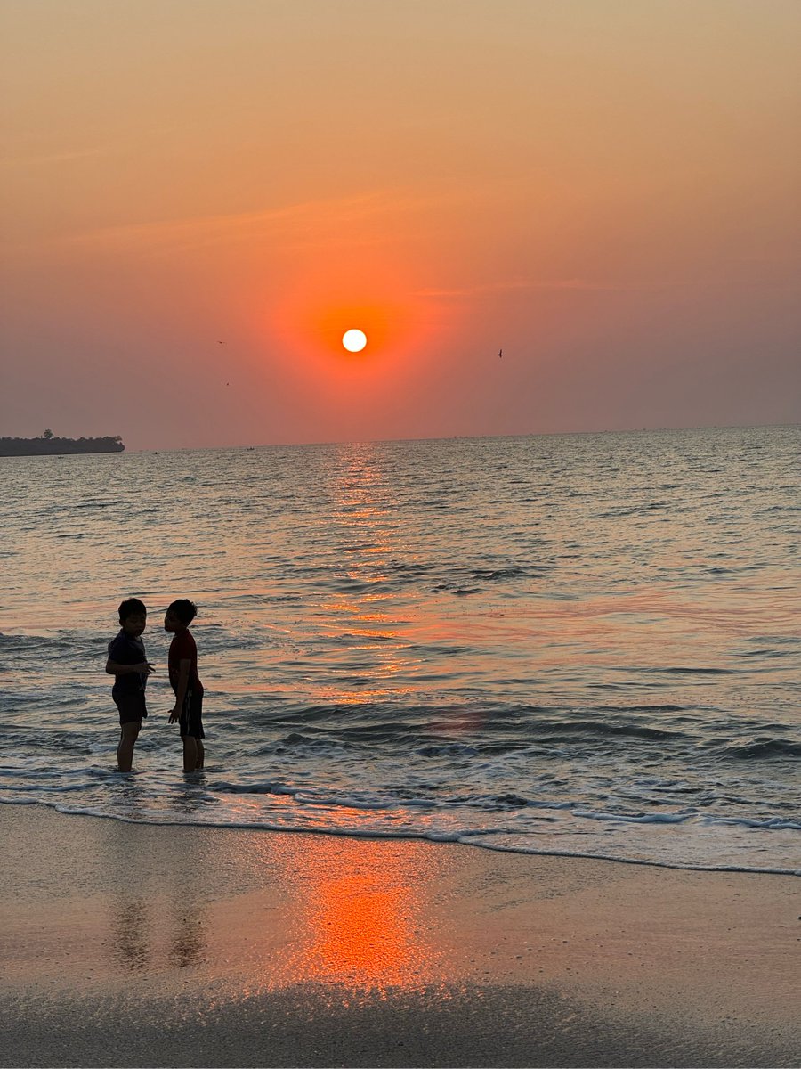 Max Strippers tweet media