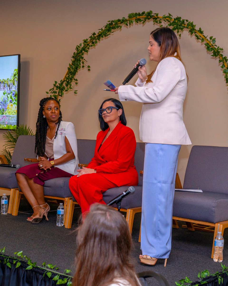 Barry University tweet media