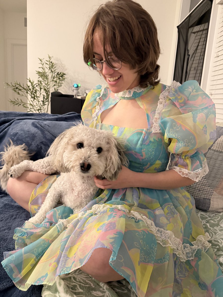 valerie saw doughnut live 🍩 tweet media