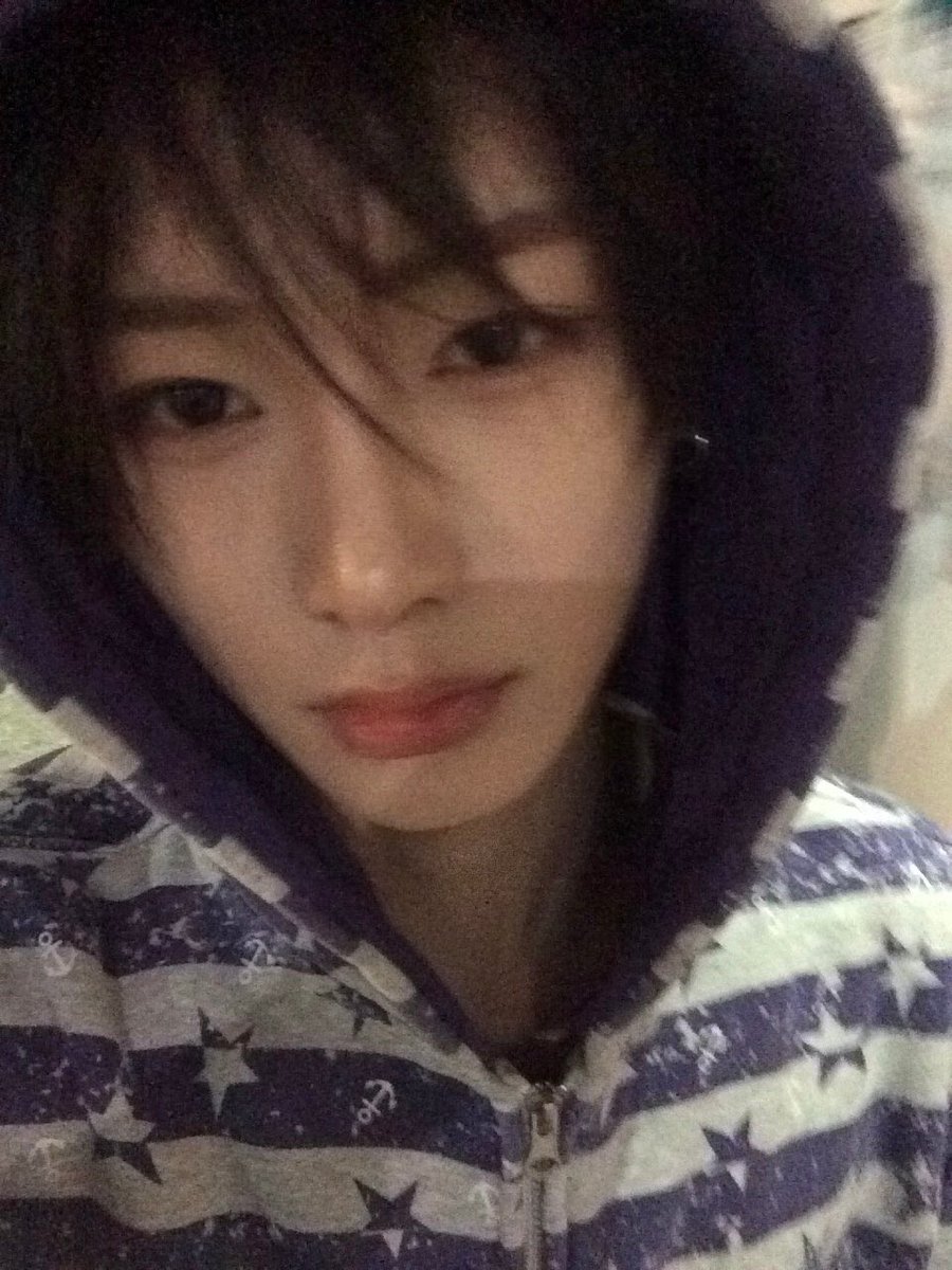 쌩눈셀카 엄청아룽해..
