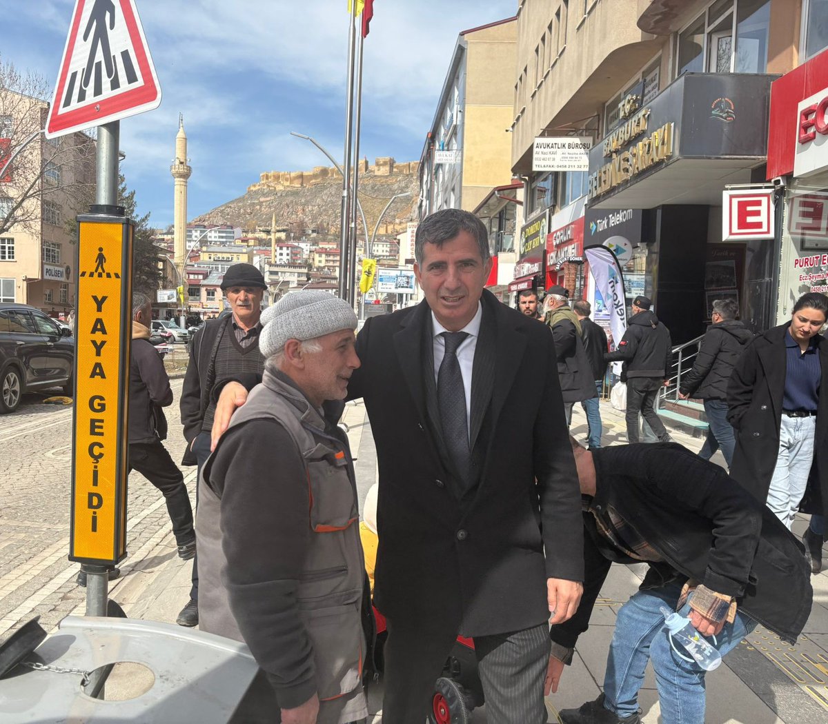 Orhan Ateş tweet media