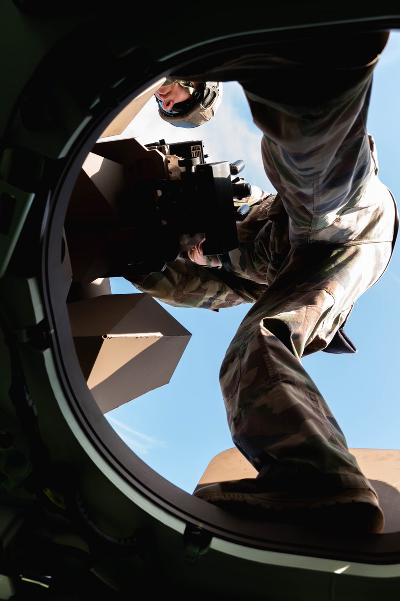 2e régiment de dragons tweet media