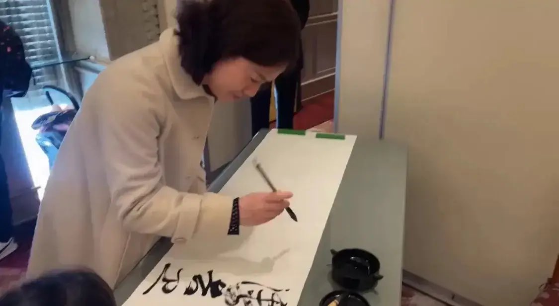 茶先生 tweet media