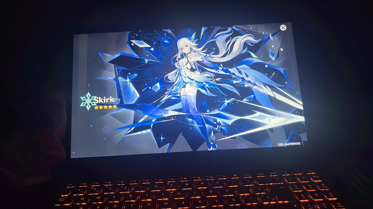 𝑭𝒂𝒆𝒍 tweet media